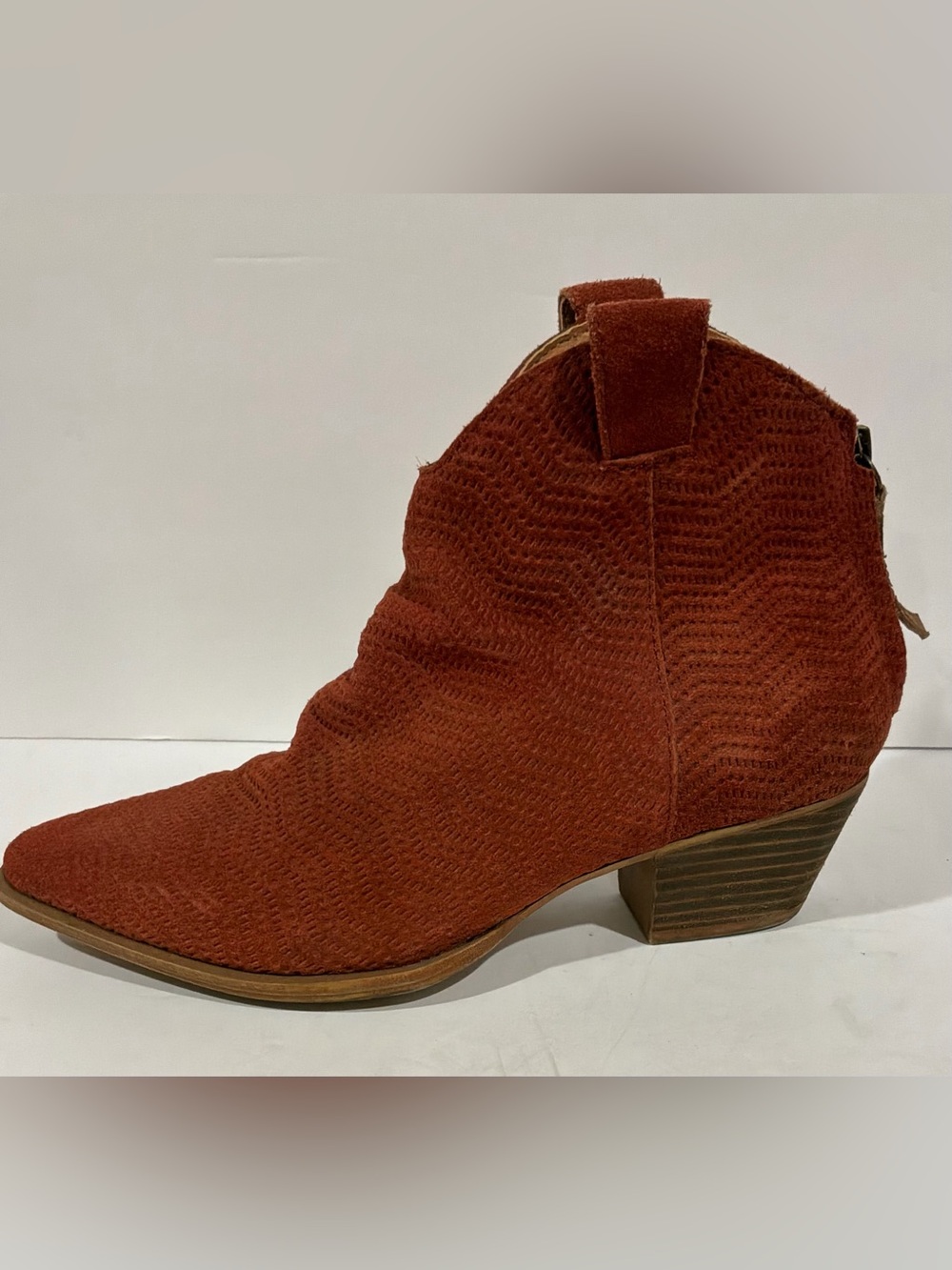 DINGO… leather Ankle Bootie